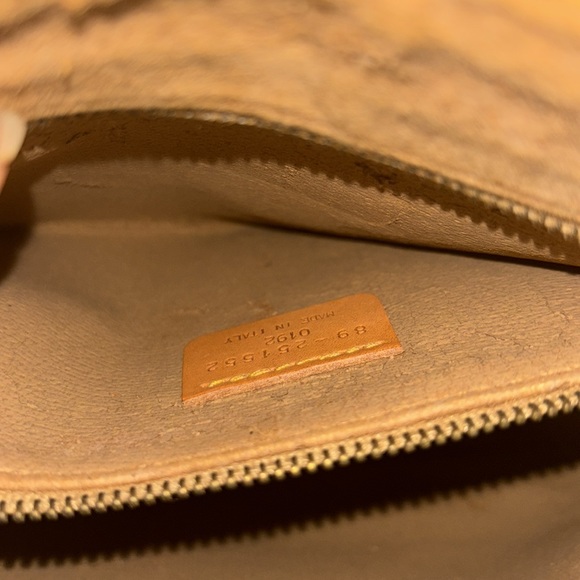 ETRO crossbody - Picture 9 of 16